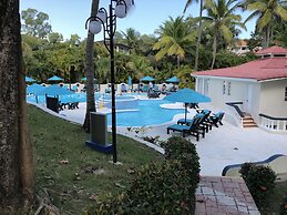 Lifestyle Kosher Cofresi Suites