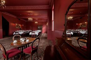 The Royal Hotel