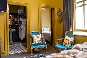 The Royal Hotel