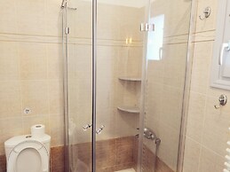 Artemisia Apartment