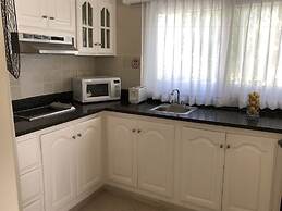 Lifestyle Kosher Crown Suites
