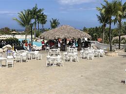 Lifestyle Kosher Crown Villas