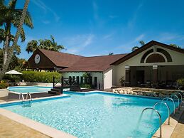 Lifestyle Kosher Crown Villas
