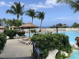 Lifestyle Kosher Crown Villas