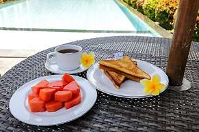 Grand Senggigi Hotel