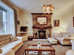 Bosavern House