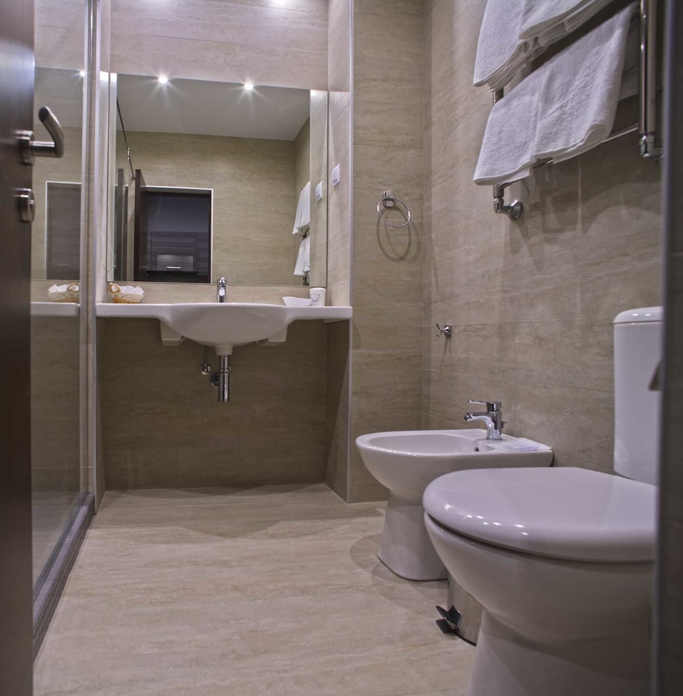 Bristol Apart Hotel