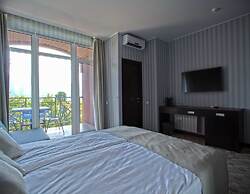Bristol Apart Hotel