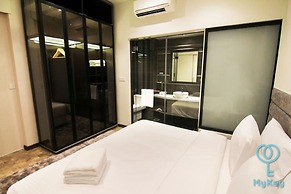 Expressionz Professional Suites by MyKey