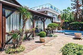 Arli Hotel