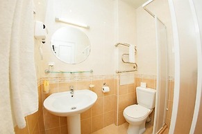 Arli Hotel