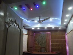 Azmiry Residential Hotel