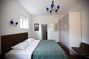 Aida Apartments and Rooms
