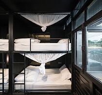 Kloem Hostel - Adults Only