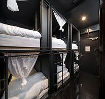 Kloem Hostel - Adults Only