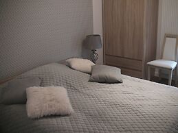 Apartament Lirowa