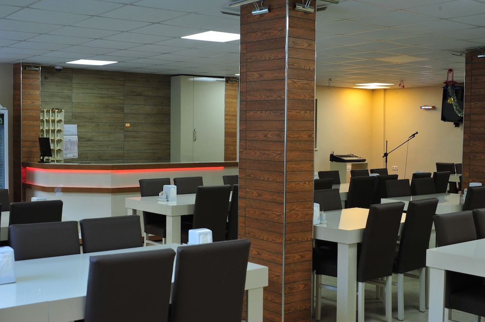 Çam Otel 2