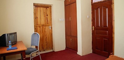 Cool Rivers Hotel