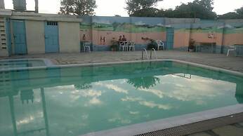 Cool Rivers Hotel