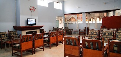Cool Rivers Hotel
