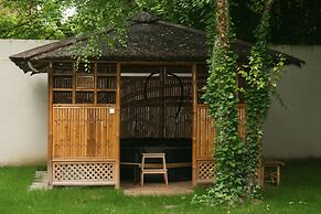 B&B Sawan
