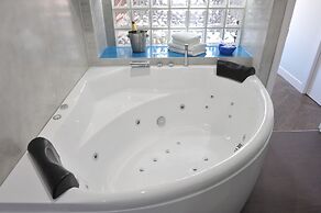 Gaudint Barcelona suites