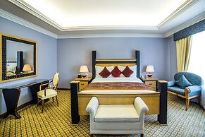 Al Raha Beach Hotel Villas