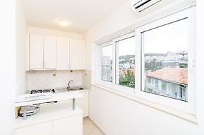 Nikola Apartments