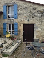 Le Petit Bijou