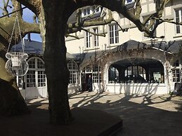 Pavillon Bleu
