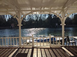 Pavillon Bleu