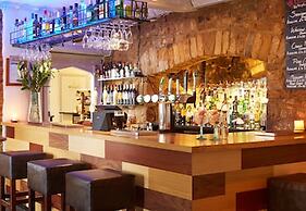 Deddington Arms