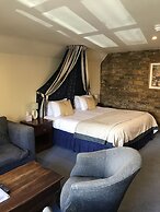 Deddington Arms