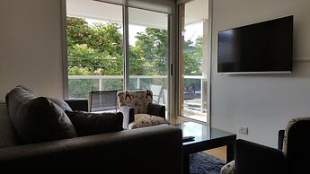 Reyes Apartment