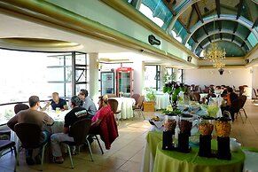 Hotel Eden Resort By Bluebay