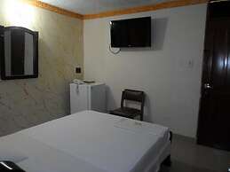 Hotel Colonial Inn