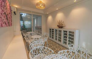 Ataraxy Hotel Boutique