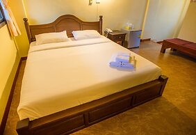 Chiang Kham Tilue Resort