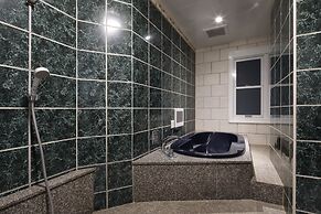 Hotel Valentine Togo - Adults Only