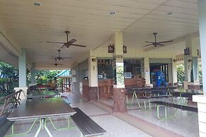 Rai Fhun Pen Jing Resort