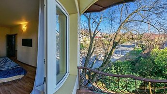 Hotel Oazis