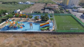 Camping y Bungalows Monmar