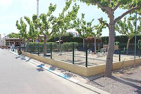 Camping y Bungalows Monmar