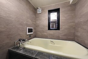 Hotel Valentine Chiryu - Adults Only
