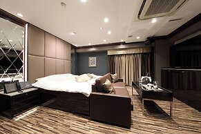 Hotel Valentine Chiryu - Adults Only