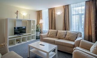 PiterStay Aparthotel