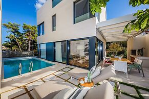 Omega Villas Complex