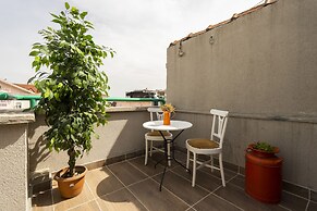 Taksim Alya Suites