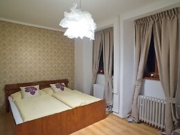 Hotel City