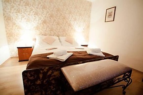 Hotel City